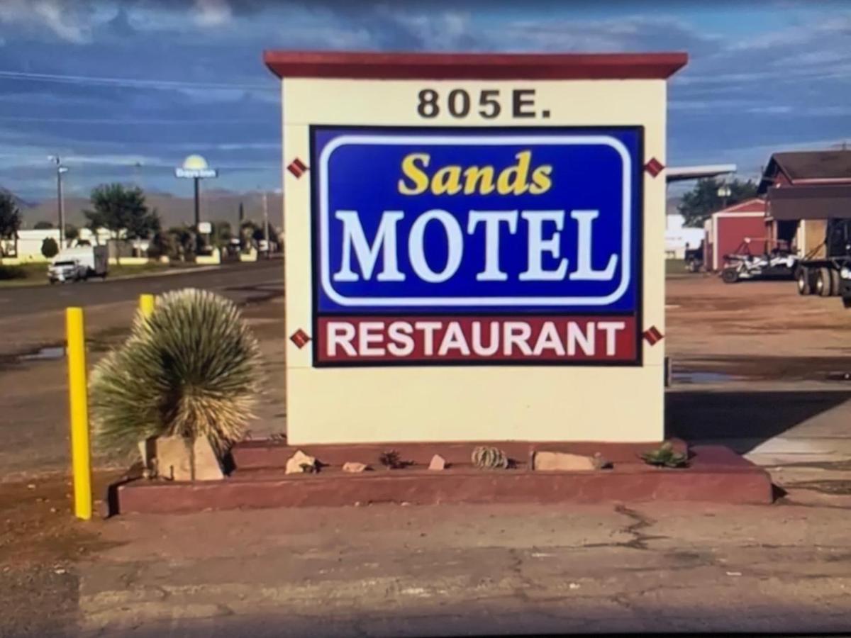 Sands Motel แวนฮอร์น ภายนอก รูปภาพ
