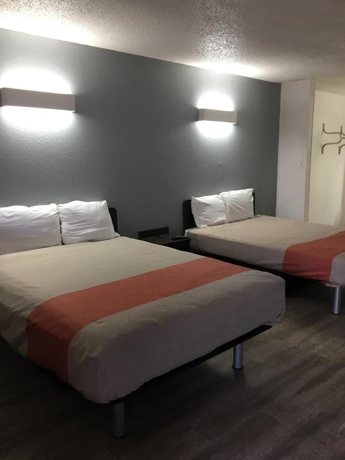 Sands Motel แวนฮอร์น ภายนอก รูปภาพ
